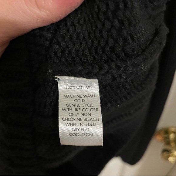 Calvin Klein | Black Rib Knit Long Sleeve Sweater - Picture 14 of 15